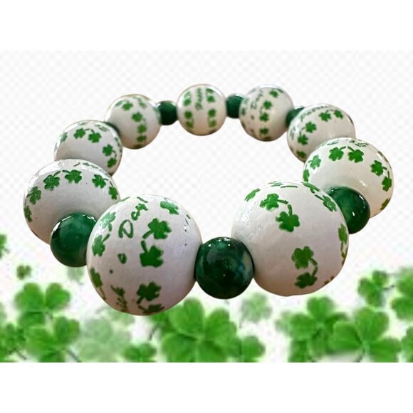 Happy St Patricks Day Shamrock Wood Beaded Stretch Bracelet Marbled Acce… - Picture 3 of 12